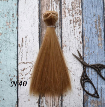 • Волосся для ляльок.
Довжина волосся 15 см, ширина тресу 1 метр.
Ціна вказана за 1 метр.
