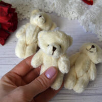 Ведмедик для ляльки молочний 9см