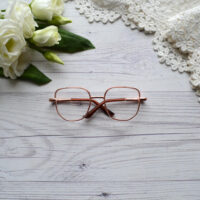 Окуляри для ляльки із золотою оправою 8*3см ALO52