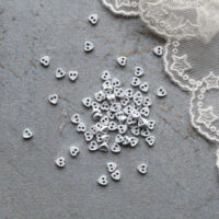 Міні ґудзики для лялькового одягу серце 4мм 10шт. B243