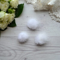 Помпон для рукоділля білий кролик 3см AP21