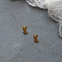 Логотип YSL золото 6*8 мм 2шт LO016