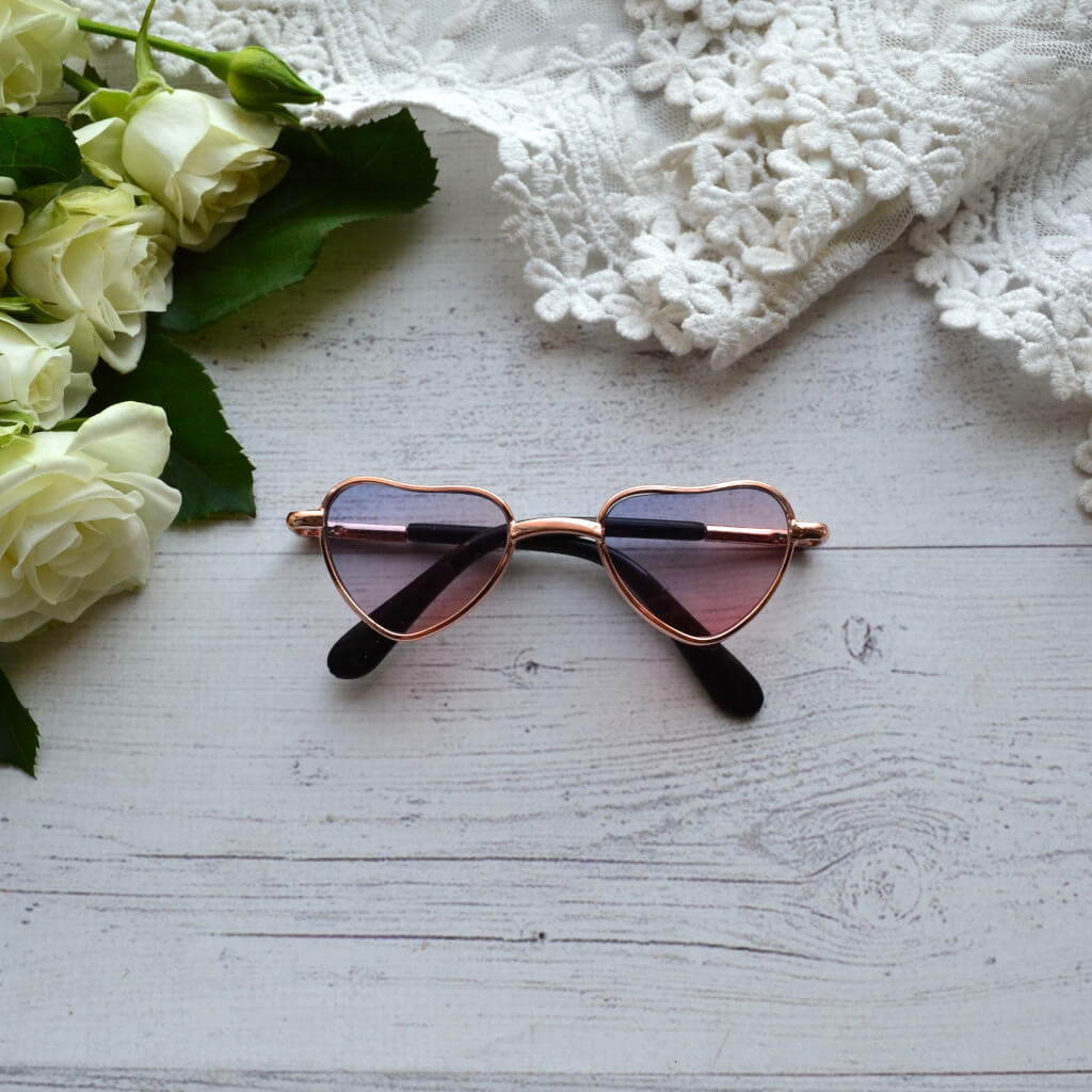 Окуляри для ляльки фіолетові сердечка з градієнтом 8*2.6см ALO72 • alo72 Окуляри для ляльки фіолетові сердечка з градієнтом 8*2.6см ALO72