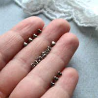 Міні Ґудзик на ніжці cерце срібло 3мм 10шт B374