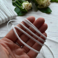 Оксамитова стрічка для шиття біла 3мм MB015