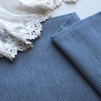 Тоненький джинс для одягу ляльки смужка синя та біла 2*1мм  36*50см TKG018