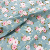 Тканина з бавовни М'ятна з трояндами 39*50см TKK053