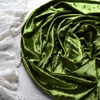 Оксамитова тканина з плюшевим тисненням болотна Відріз 40*50см TKR001