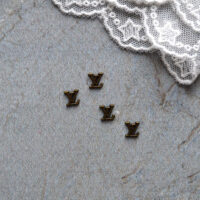 Логотип Louis Vuitton 6*6мм бронза 2шт LO030